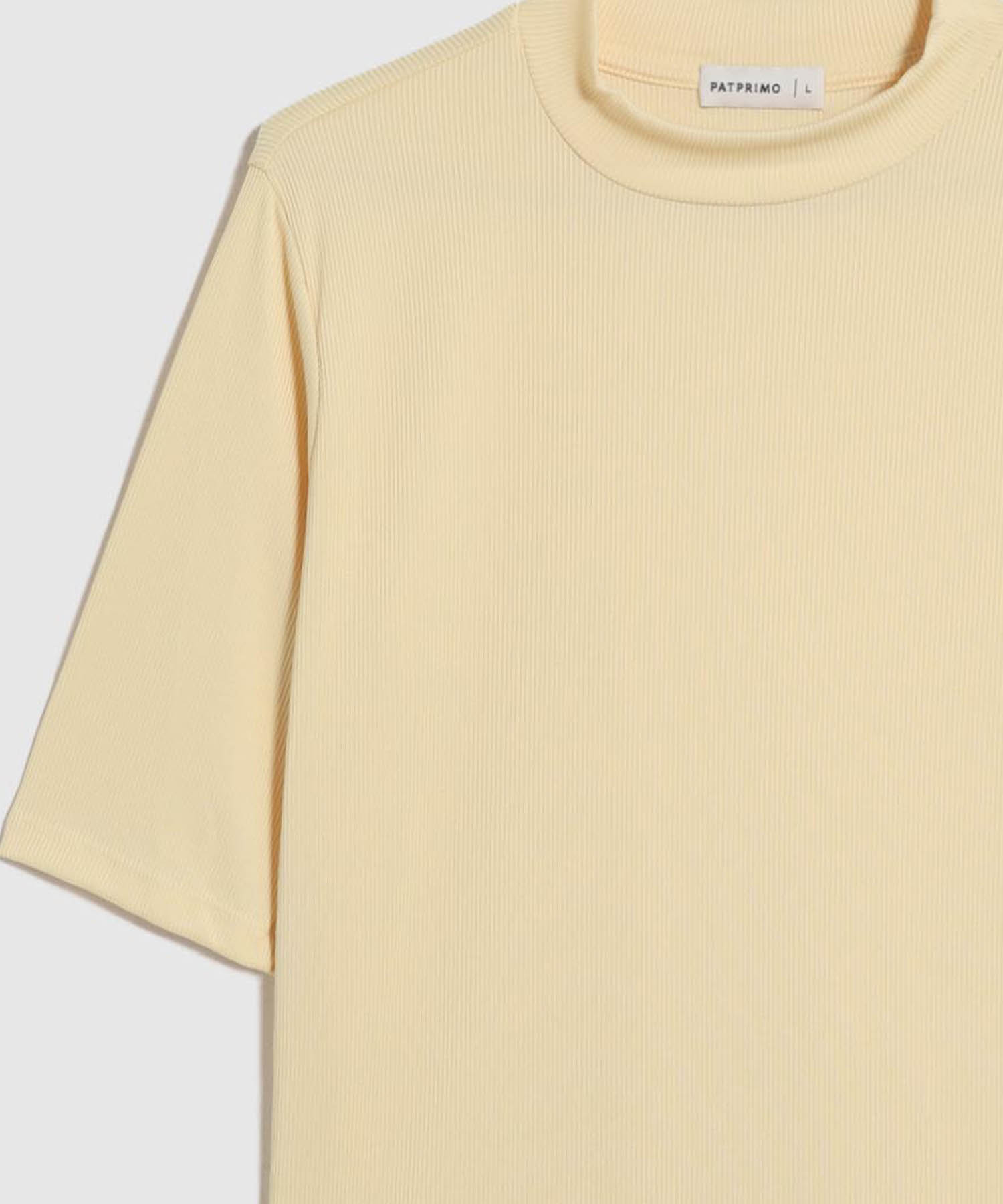 Camiseta Cuello Alto, Amarillo1, personalized