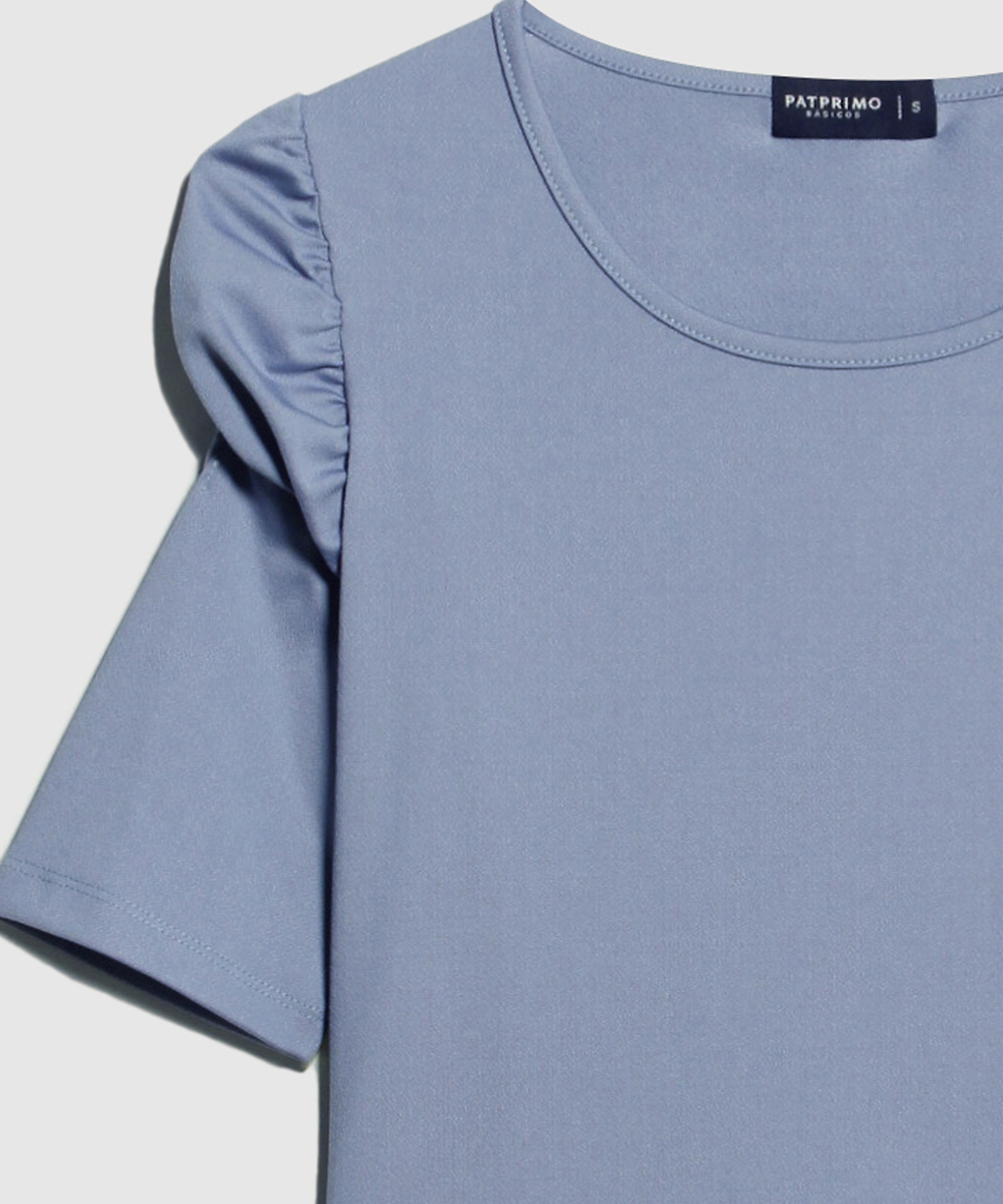 Camiseta con Ruche