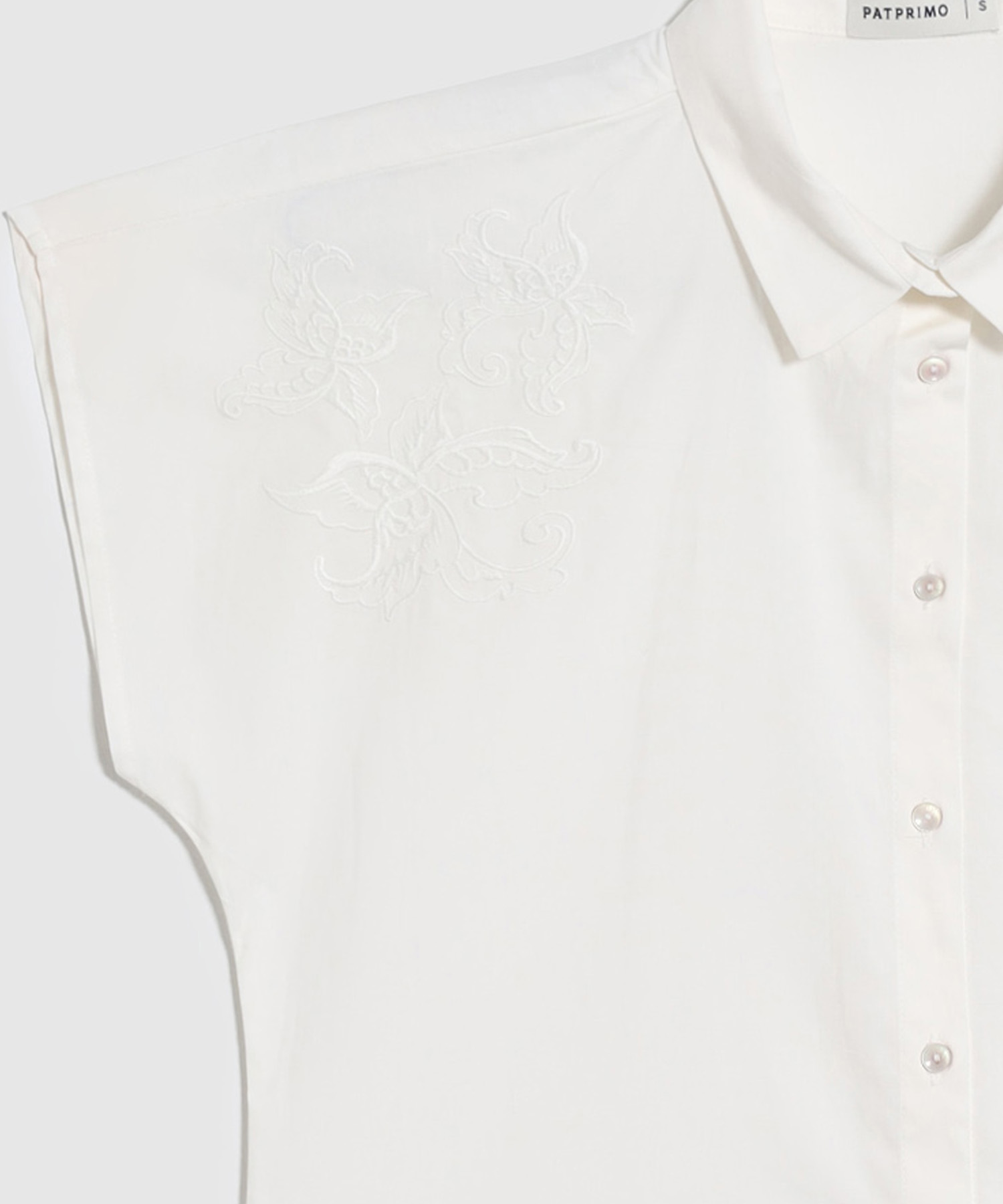 Camisa Unicolor Bordada En Hombros