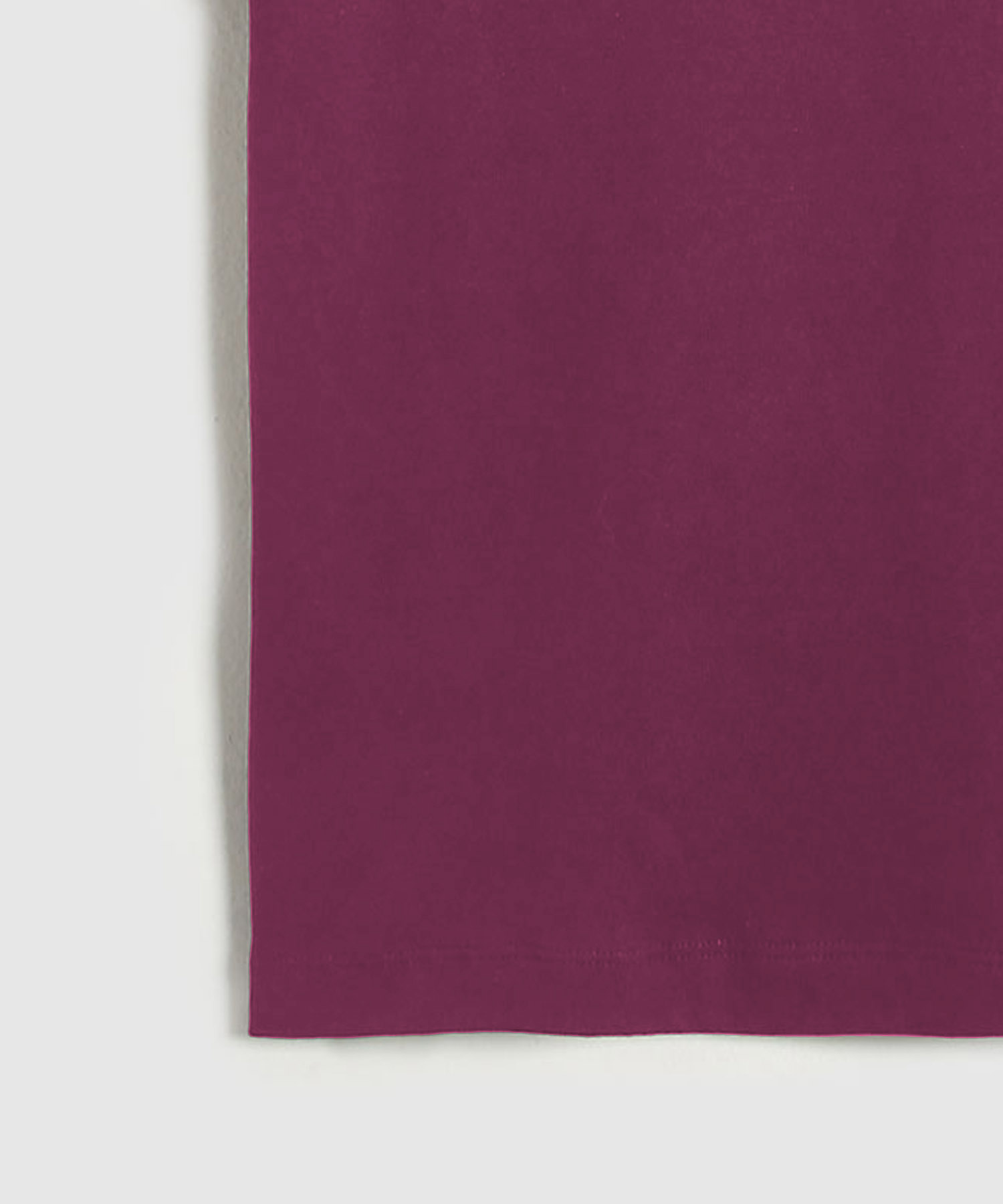 Camiseta Con Bordado Cuello Redondo