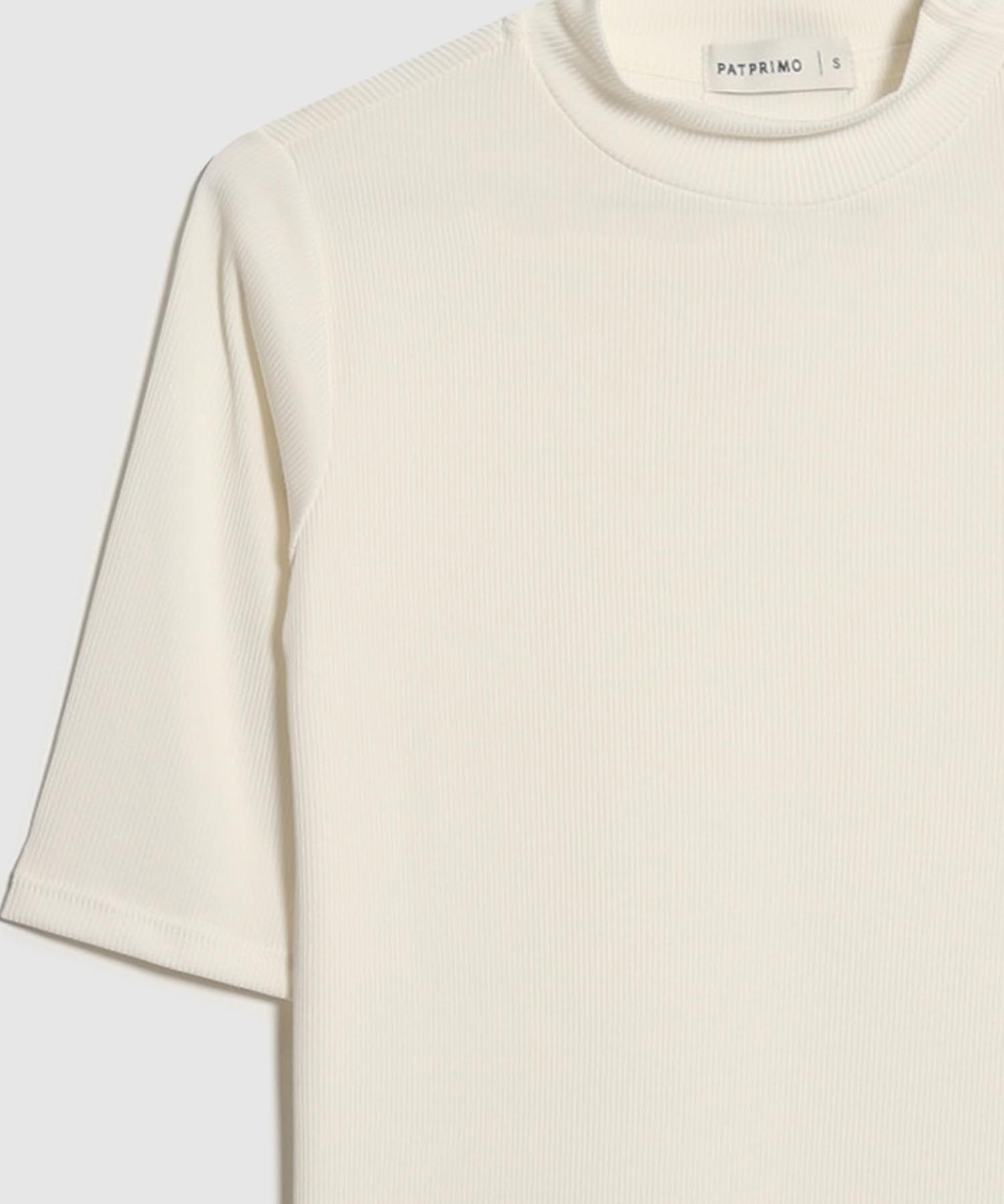 Camiseta Cuello Alto, Crema, personalized