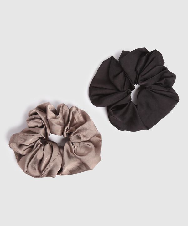 Mo&ntilde;as para el cabello